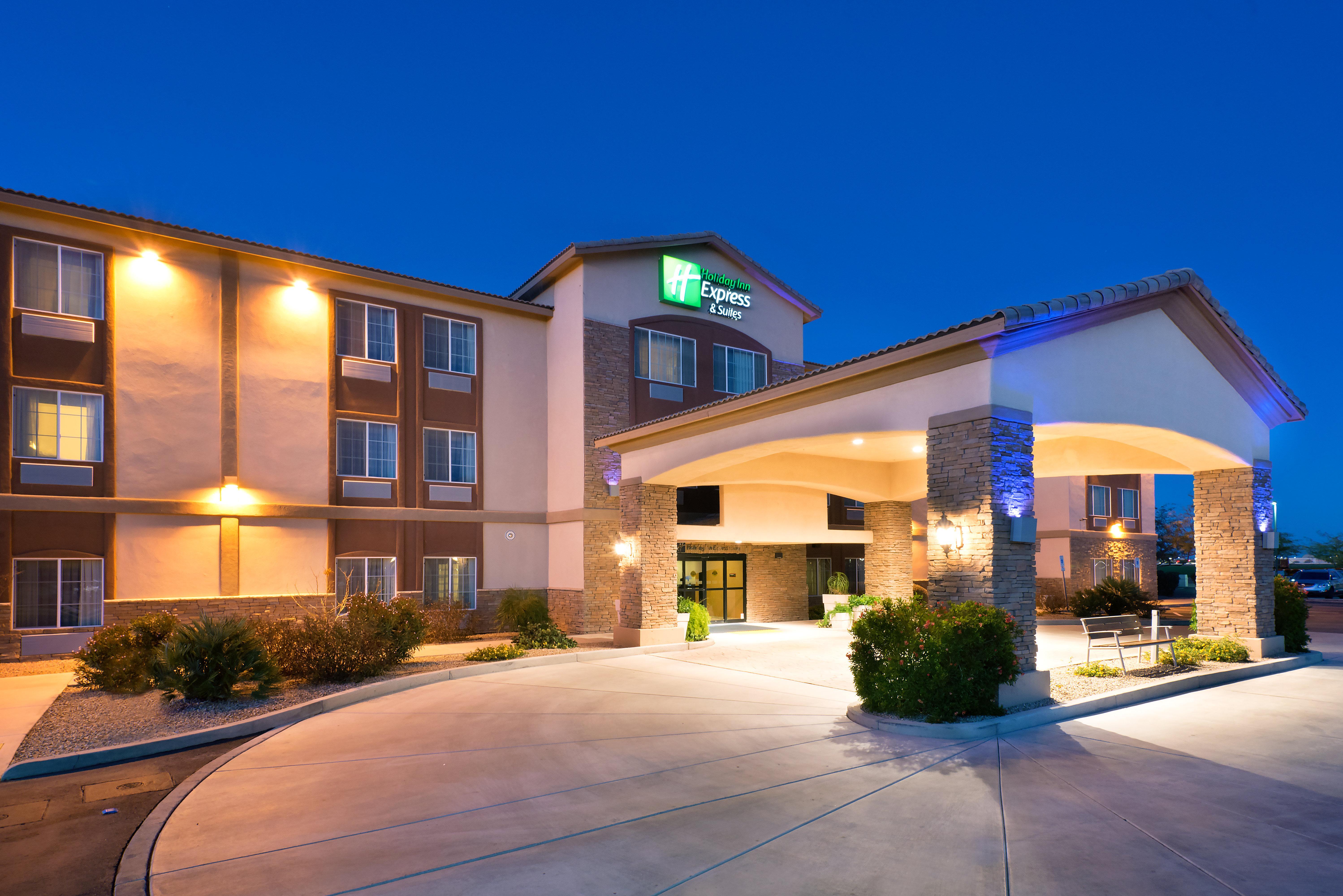 Holiday Inn Express & Suites Casa Grande By Ihg Exterior photo