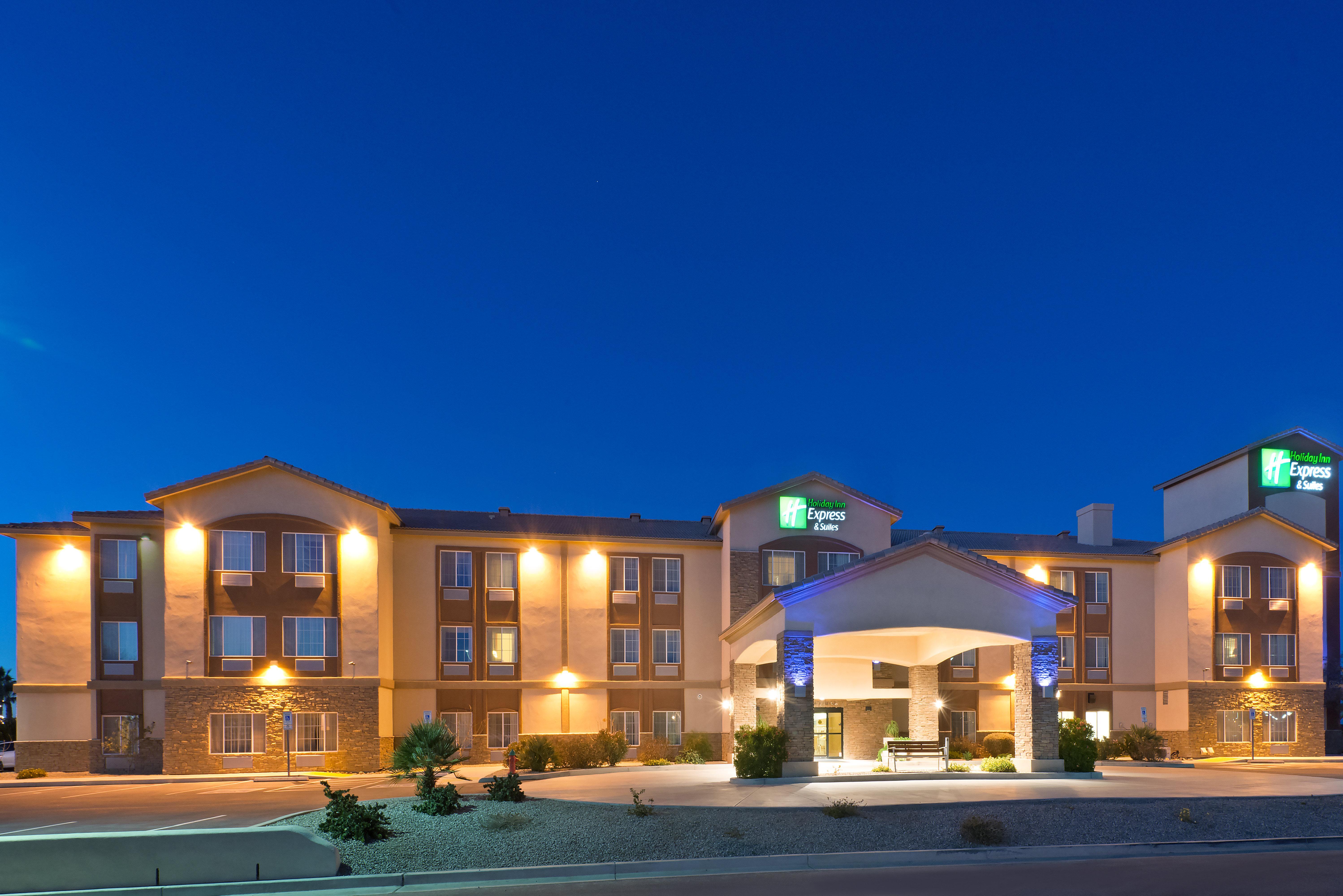 Holiday Inn Express & Suites Casa Grande By Ihg Exterior photo